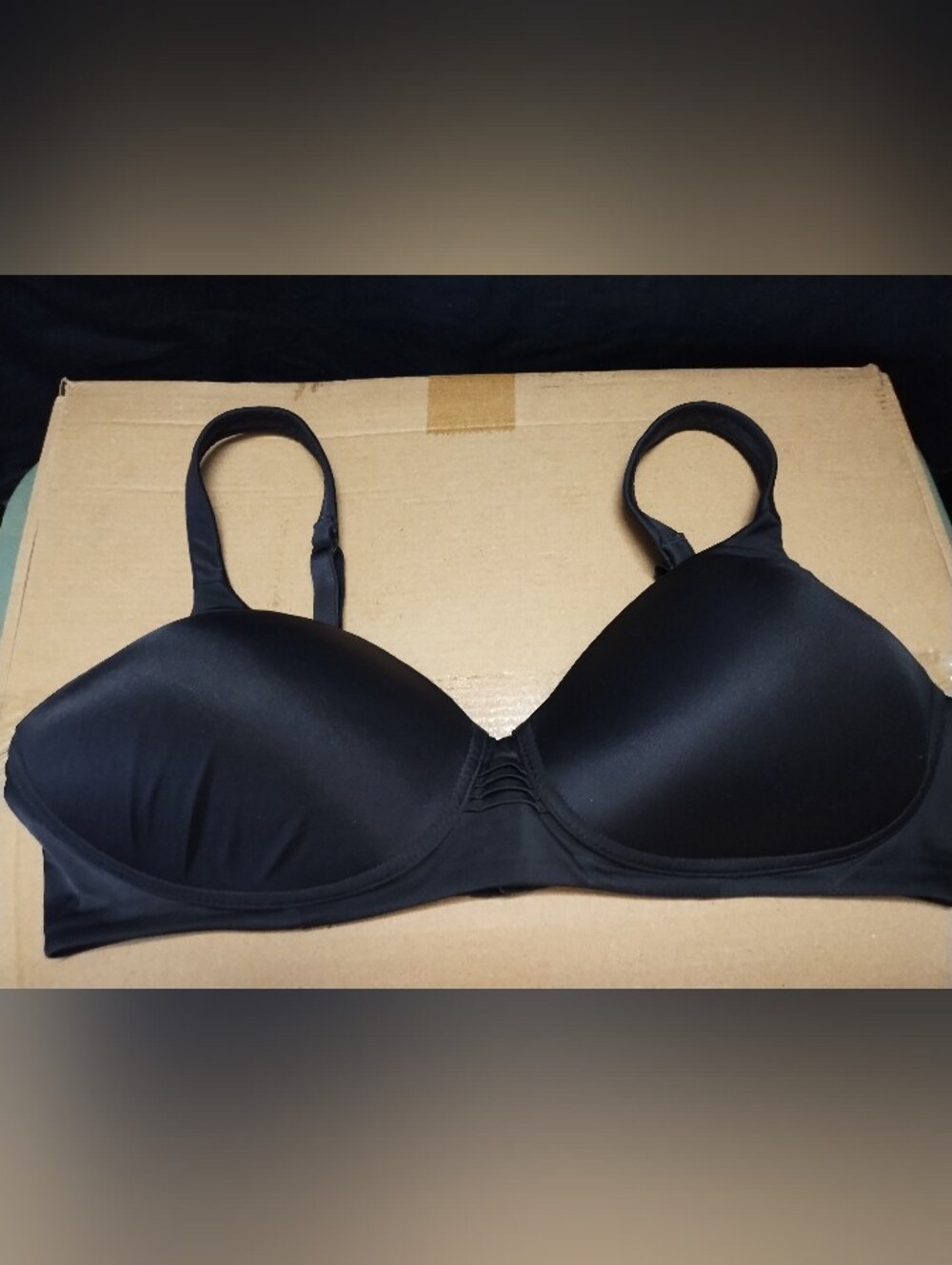 Maidenform Barley There Wireless Bra Size 38B Black Smooth Two Prong Back